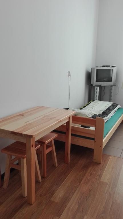 Pokoje Typu Studio Sosnowiec Esterno foto